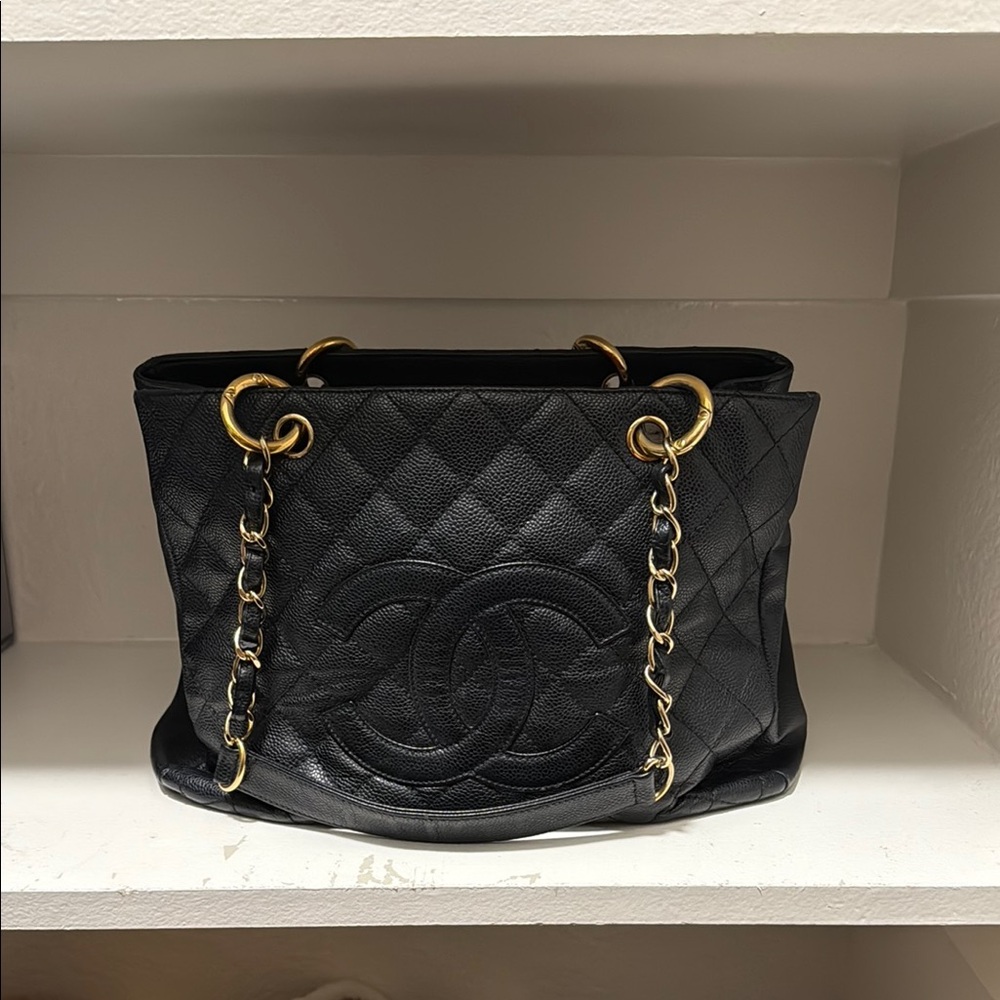 CHANEL Black and Gold Quilted Shoulder Bag